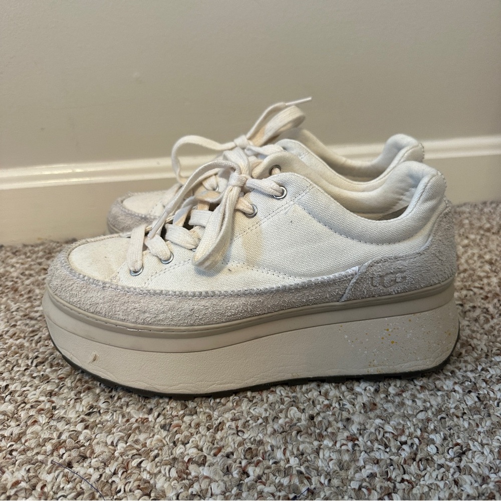 Ugg Platform Shoes 9 - Picture 2 of 6